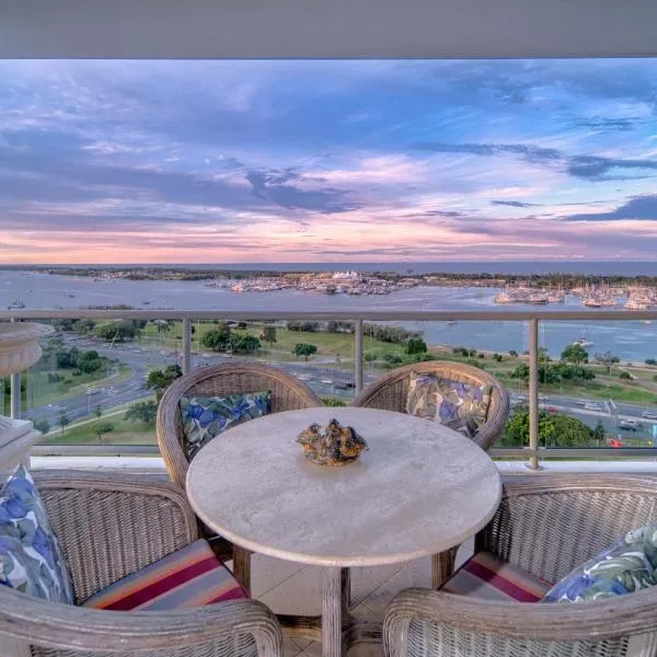 Stunning view close to everything – hotel w mieście Gold Coast