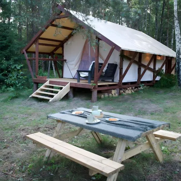 Glempings Eglenieki, hotel em Almale