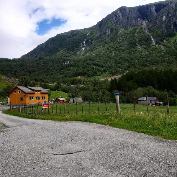Oynø, hotel sa Etnesjøen