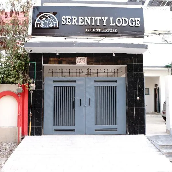 Serenity Lodge Guest House, hotel di Kalar Goth