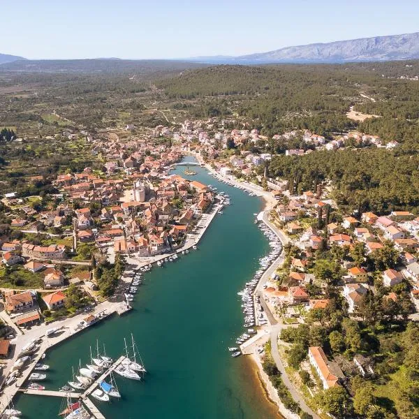 Hvar apartmani & spa, hotel v destinaci Vrboska
