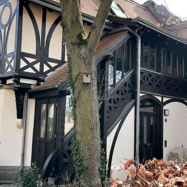 Verwunsches Haus mit Parkplatz in bester Lage, Hotel in Markkleeberg