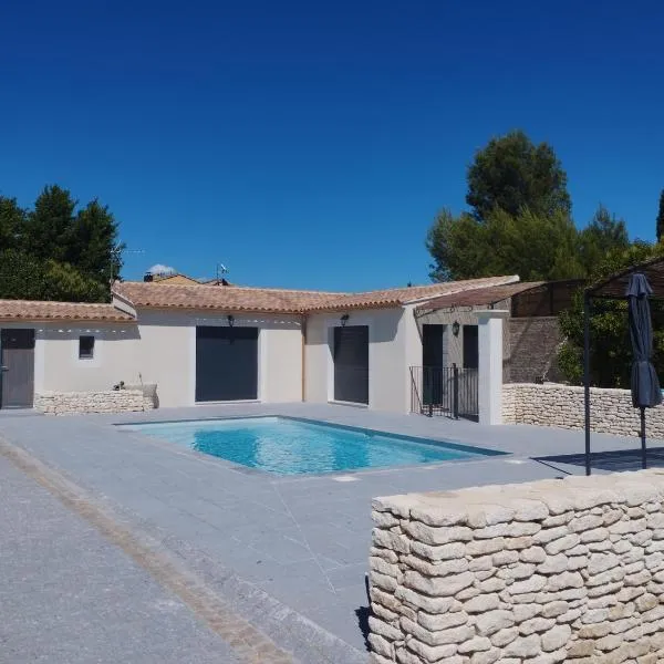 Gîte chez l'habitant indépendant "La villa des ocres"、ガルガのホテル