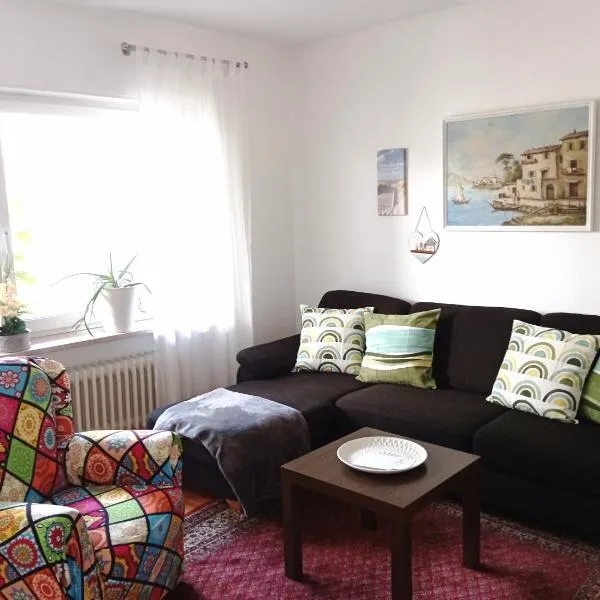 Ferienwohnung Happy im EG, hotel i Bornheim