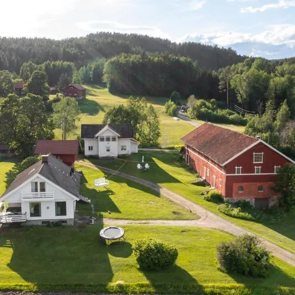 Gårdsferie nær Bø i Telemark Sommarland, hotel en Norem
