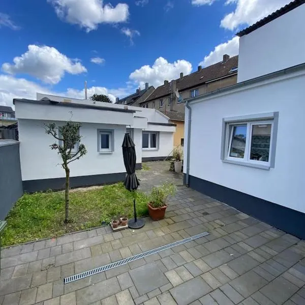 Minos Bungalow, Hotel in Oberhausen