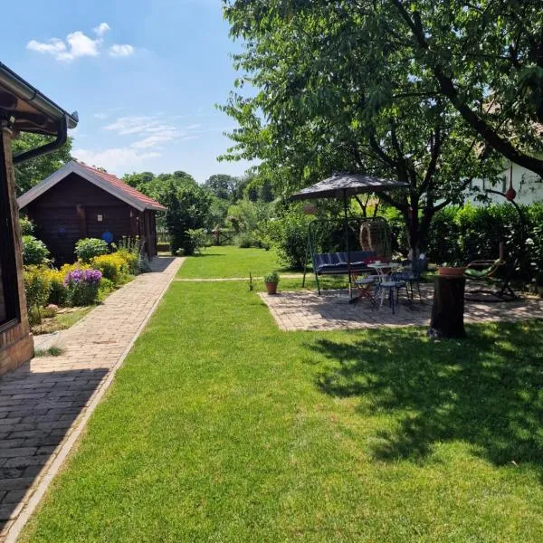 Kuća za odmor Mali Princ, hotel v destinaci Karanac