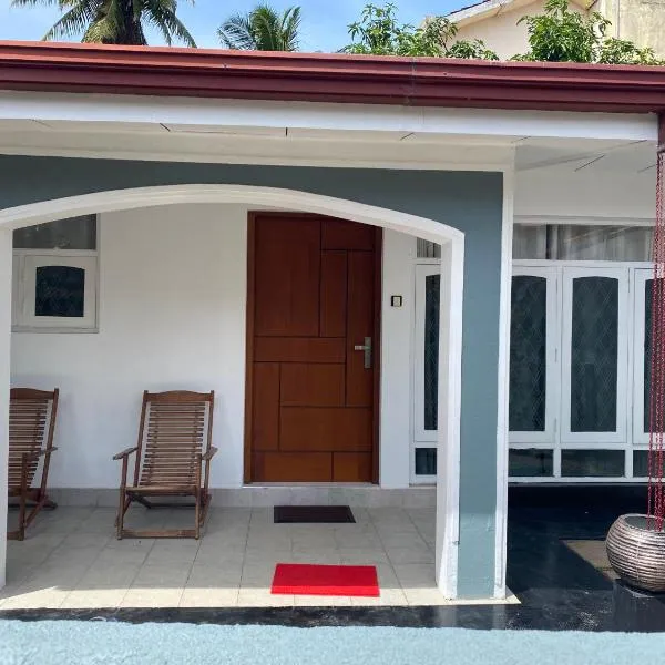 Golden Mangrove - Close to Airport and Negombo Beach, hôtel à Negombo