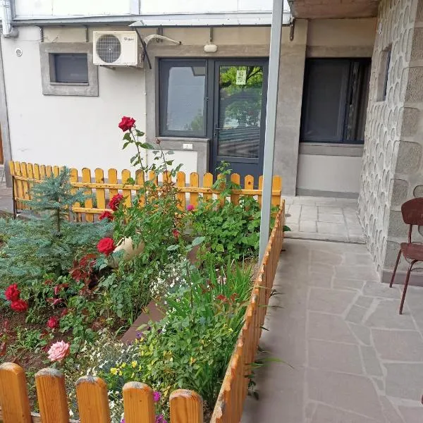 ENEA Boutique Apartment, מלון בגוריס