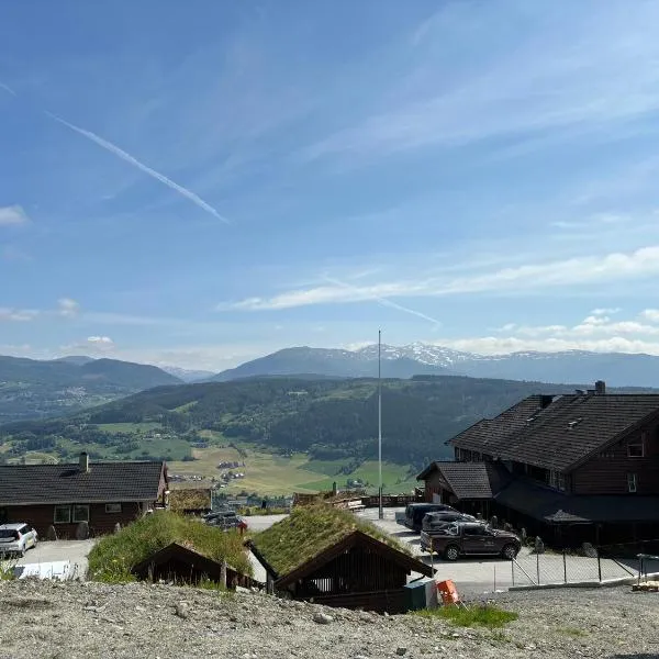 Voss Resort self-catered apartments, Hotel in Skulestadmo