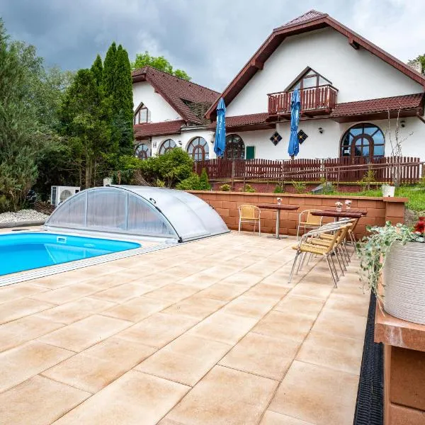 Penzion Karlov, ξενοδοχείο σε Karlov