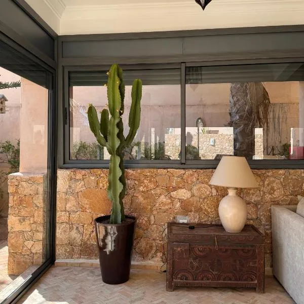 Luxurious Villa, hotell sihtkohas Mirleft