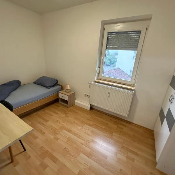 Monteuren und Studentenwohnungen Bettvermietung, hotel i Geislingen an der Steige