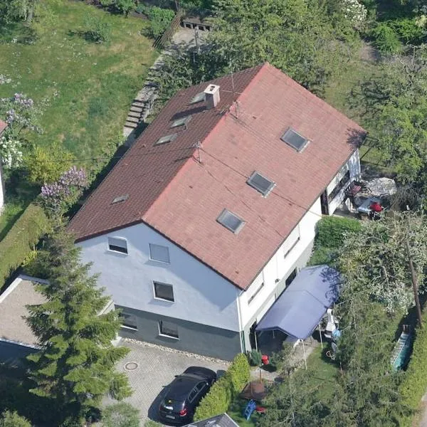 Haus Thea bei Stuttgart, hotel in Leonberg