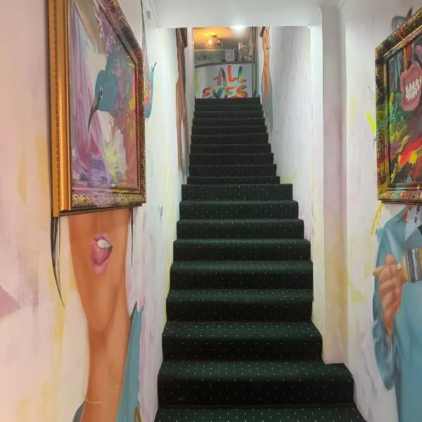 All Eyes Hostel, hotel em Kamianets-Podilskyi