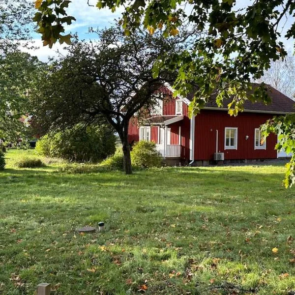 Prästgården 303 Västra Tunhem, ξενοδοχείο σε Västra Tunhem