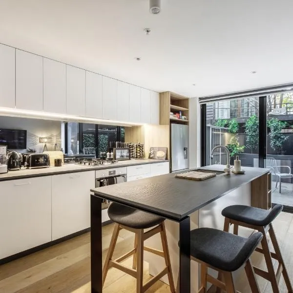 Large Central Prahran Retreat, hotel in Melbourne