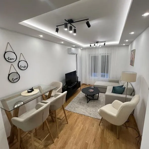 Apartman Star Lux, hotel di Bijeljina