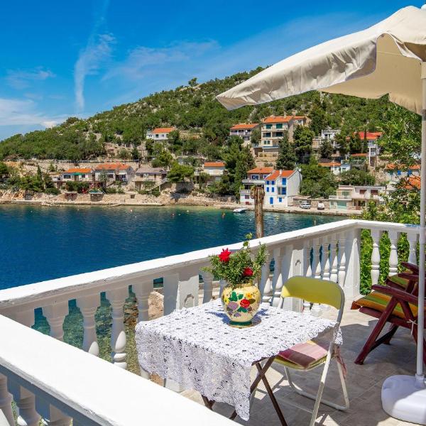 Stunning Apartment In Senj With Kitchen