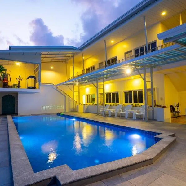 Puean Chang Resort Phuket, hotel a Thalang