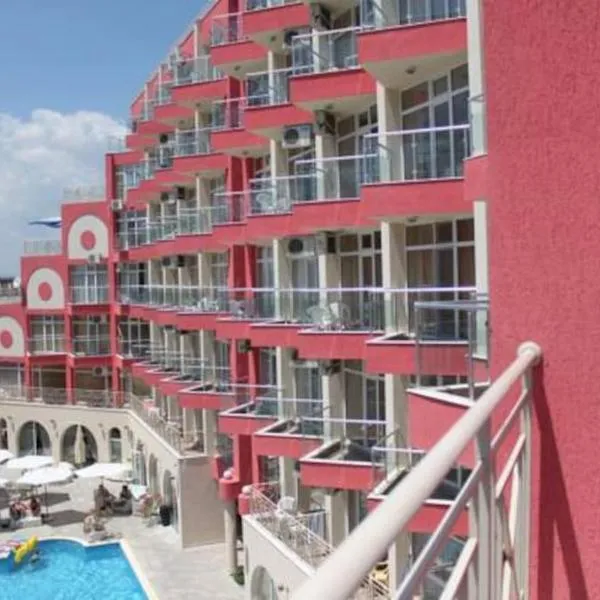 Rose Garden Omax Apartments, hotel in Sunny Beach