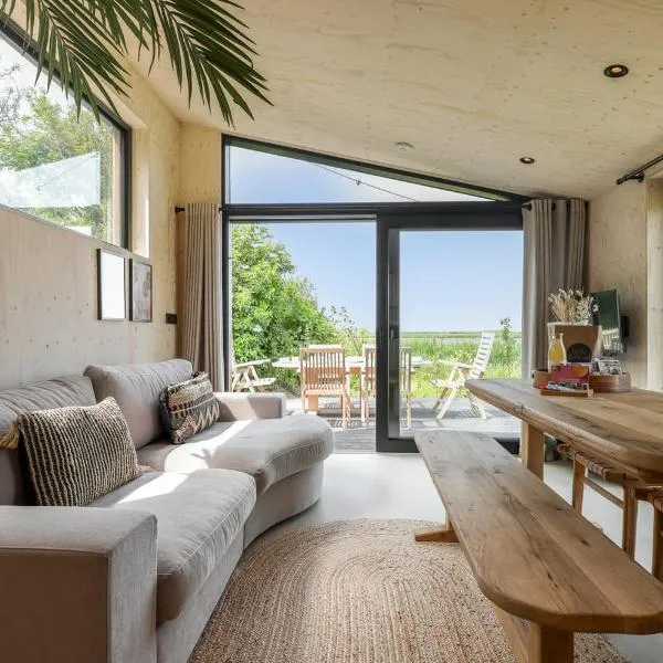 Hello Zeeland - Tiny House Zeeuwse Liefde 12, hotel in Westkapelle