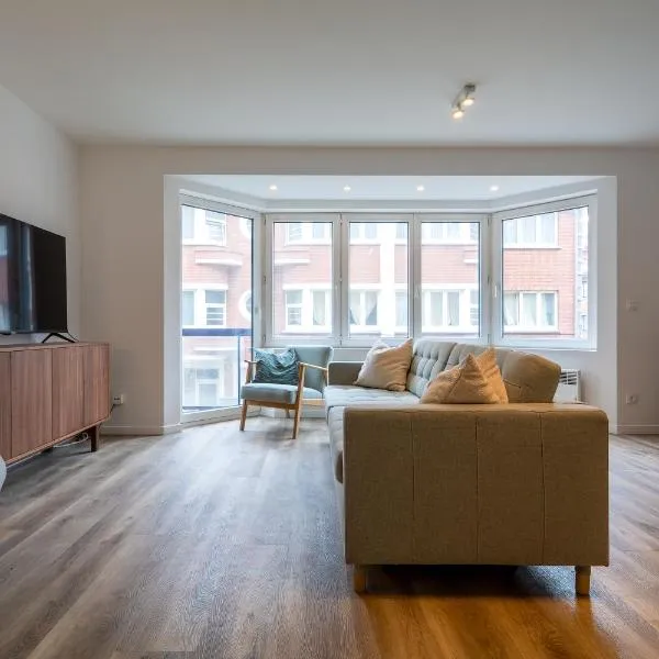 Residentie Miguel - sea view and underground parking, hotel v destinaci Knokke-Heist