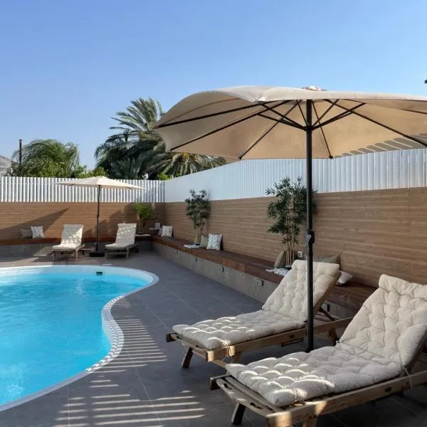 BaGiva צימרים, hôtel à Giv'at Avni