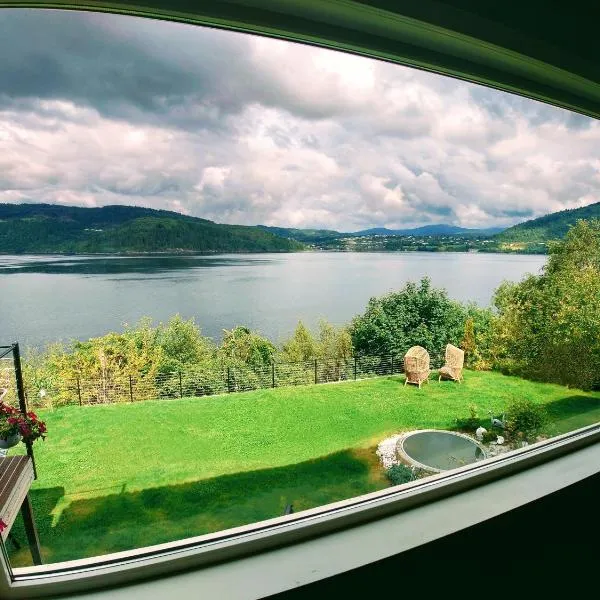 Bergen Sunrise Terrace Apartment，位于卑尔根的酒店
