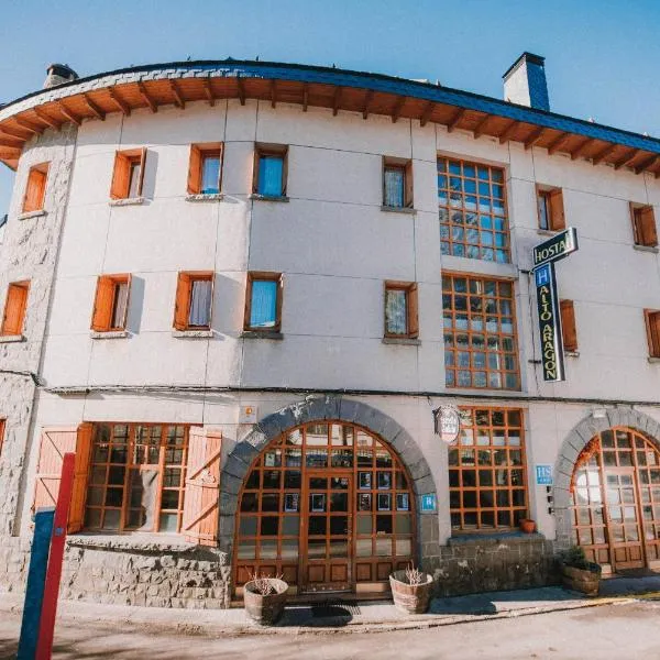 Hostal Alto Aragon, hotel in Villanúa