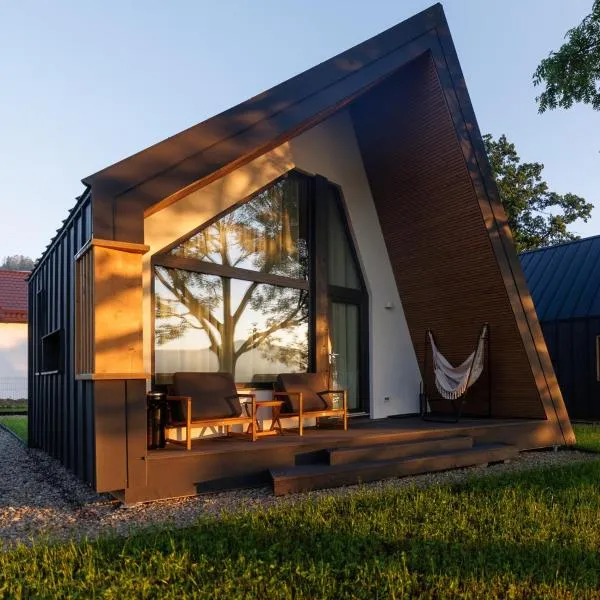 Reconnect Glamping Stulpicani, hotel in Stulpicani