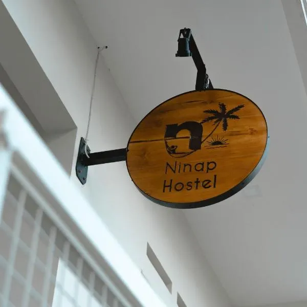 Ninap hostel, hotel in Banyuwangi