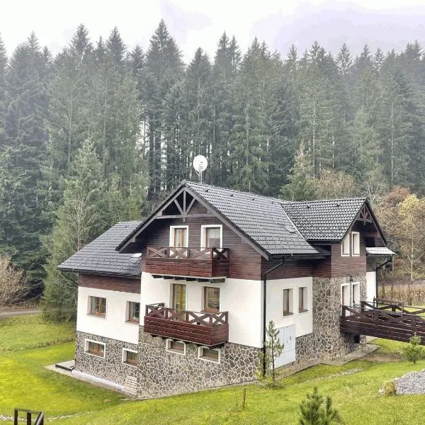 Apartmán GRÚŇ -Vrátna-Paseky, Hotel in Žilina