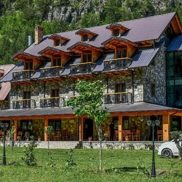 Villa Golden Theth, hotel in Theth