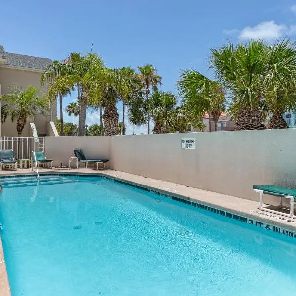 Little Get-Away By The Beach ,Moondancer, hotel in South Padre Island