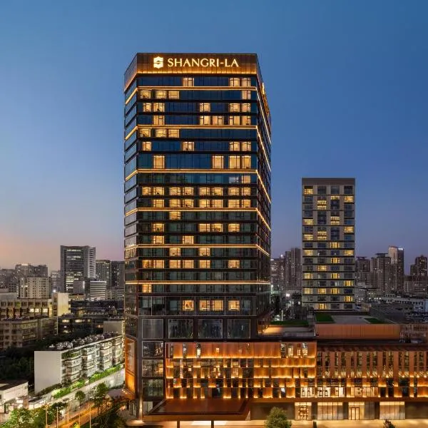 昆明JEN酒店，位于昆明的酒店