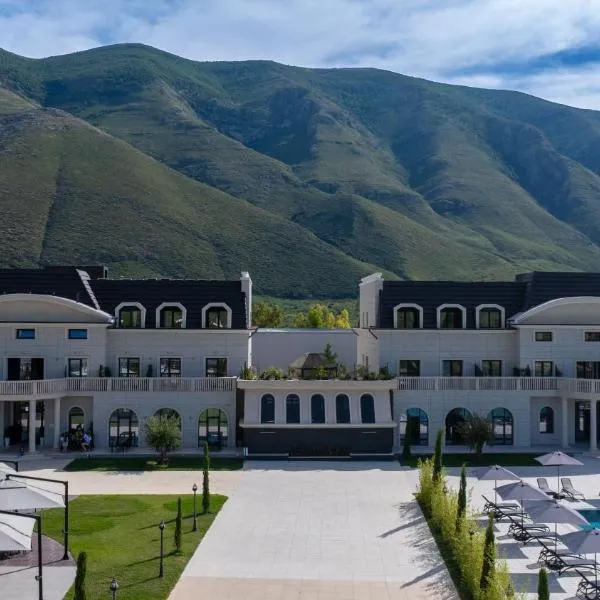 Acros Resort, hotel i Vlorë