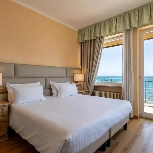 B&B HOTEL Diano Marina Palace, hotel em Diano Marina