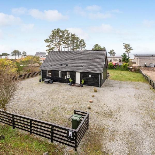 Gorgeous Home In Ebeltoft With House Sea View