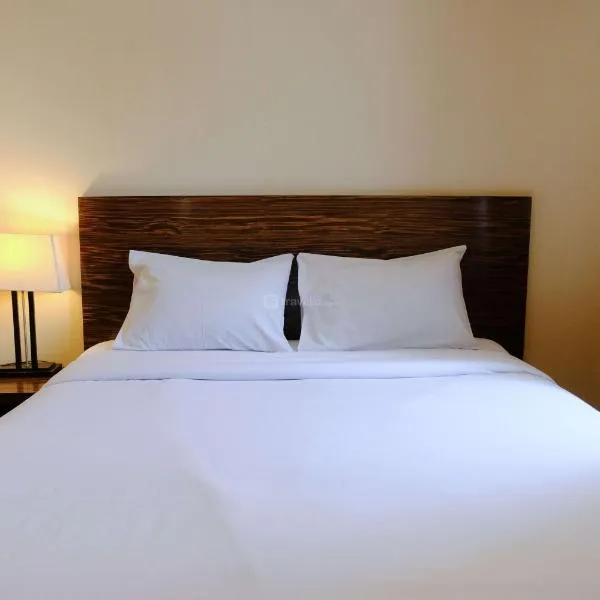 Modern Look 3BR at Apartment Braga City Walk By Travelio, hotel in Bandung