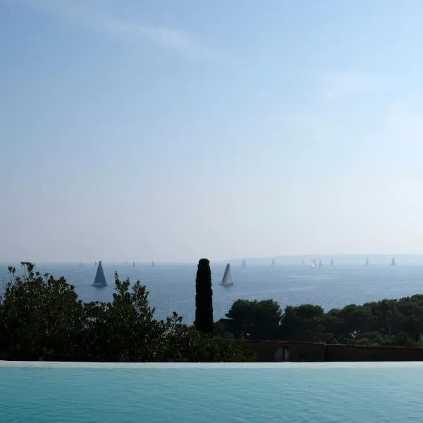 Maison Lumio, hotel in Les Issambres