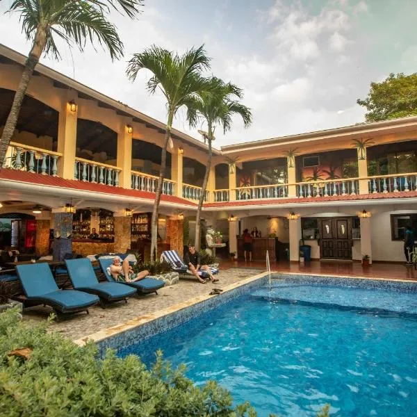 Hotel El Velero, hotel in Playa Hermosa
