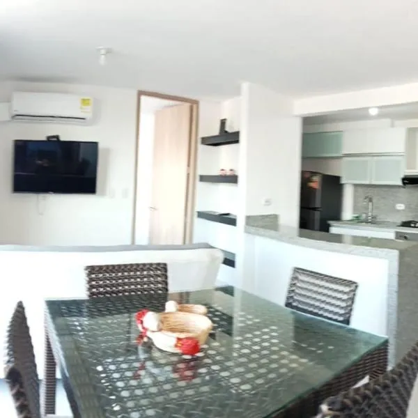 PuertoAzul Club House Apt 21108 Ricaurte Cund Precio por huésped Ninos pagan completo, Hotel in Ricaurte