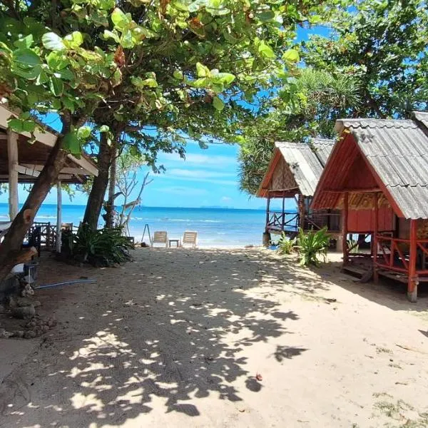 Breizh Cape Beach Bungalows, ξενοδοχείο στο Κο Λαντά