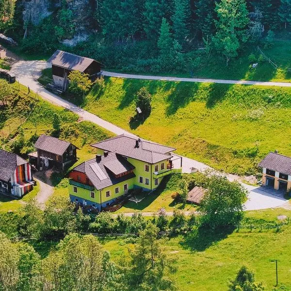 Ferienwohnung Kanegger: Predl şehrinde bir otel