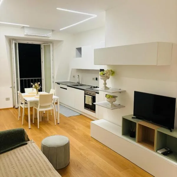 La Mombellina OLTRE HOME HOLIDAYS, hotel u Sanremu