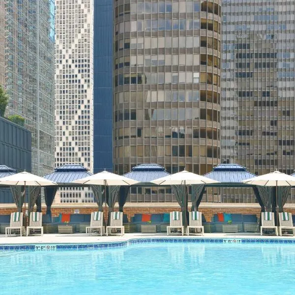 DoubleTree by Hilton Chicago Magnificent Mile, готель у Чикаго