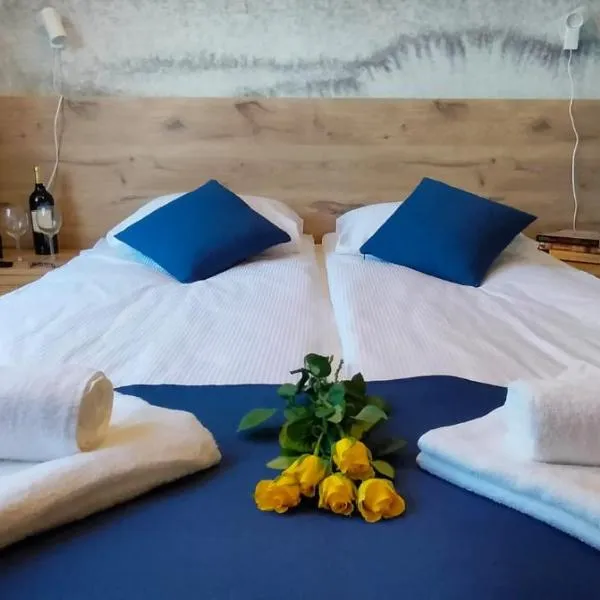 Cicha Przystań - Pokoje Przy Latarni, hotell sihtkohas Kołobrzeg