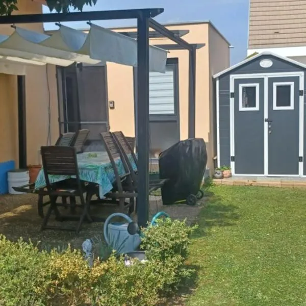 Chez Serge et Francine, hotel v destinaci Horbourg