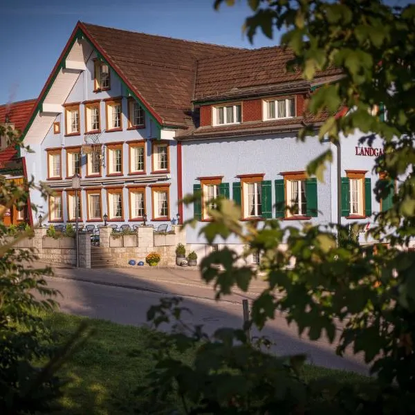 Hotel Landgasthaus Neues Bild, Eggerstanden, hotel in Appenzell